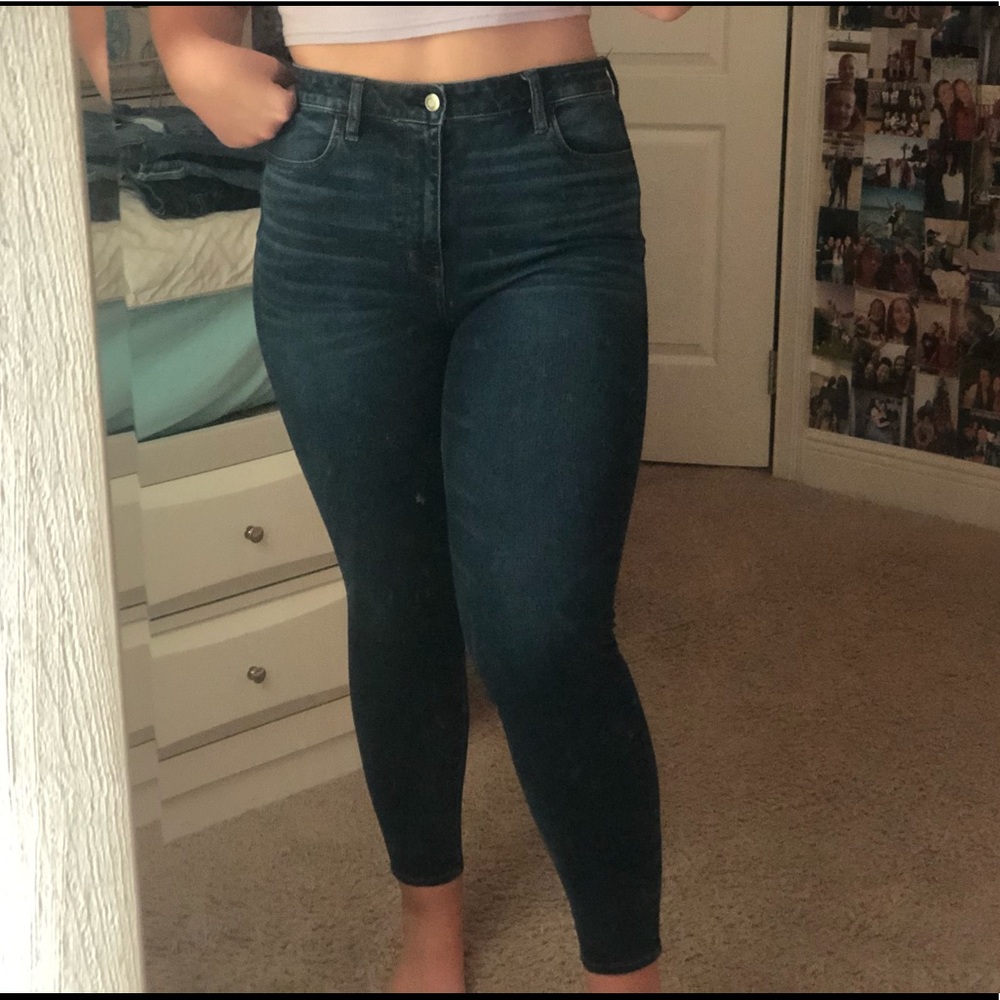 american eagle jeans!!